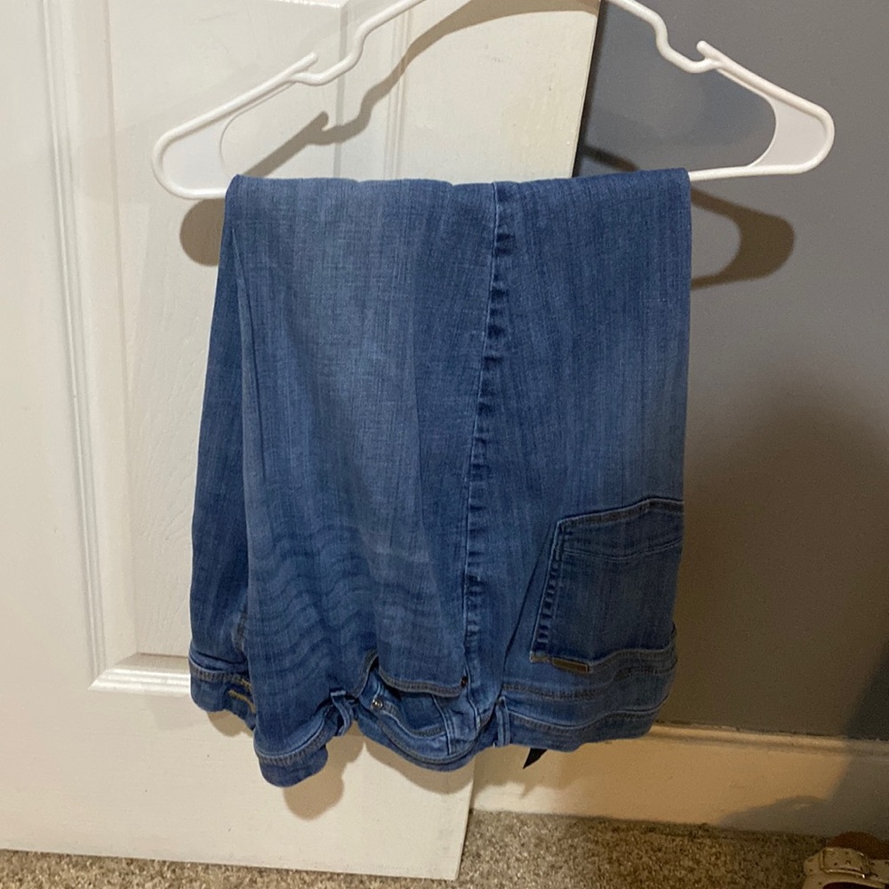 Lot of 2 pairs Chicos cropped jeans size 3.5